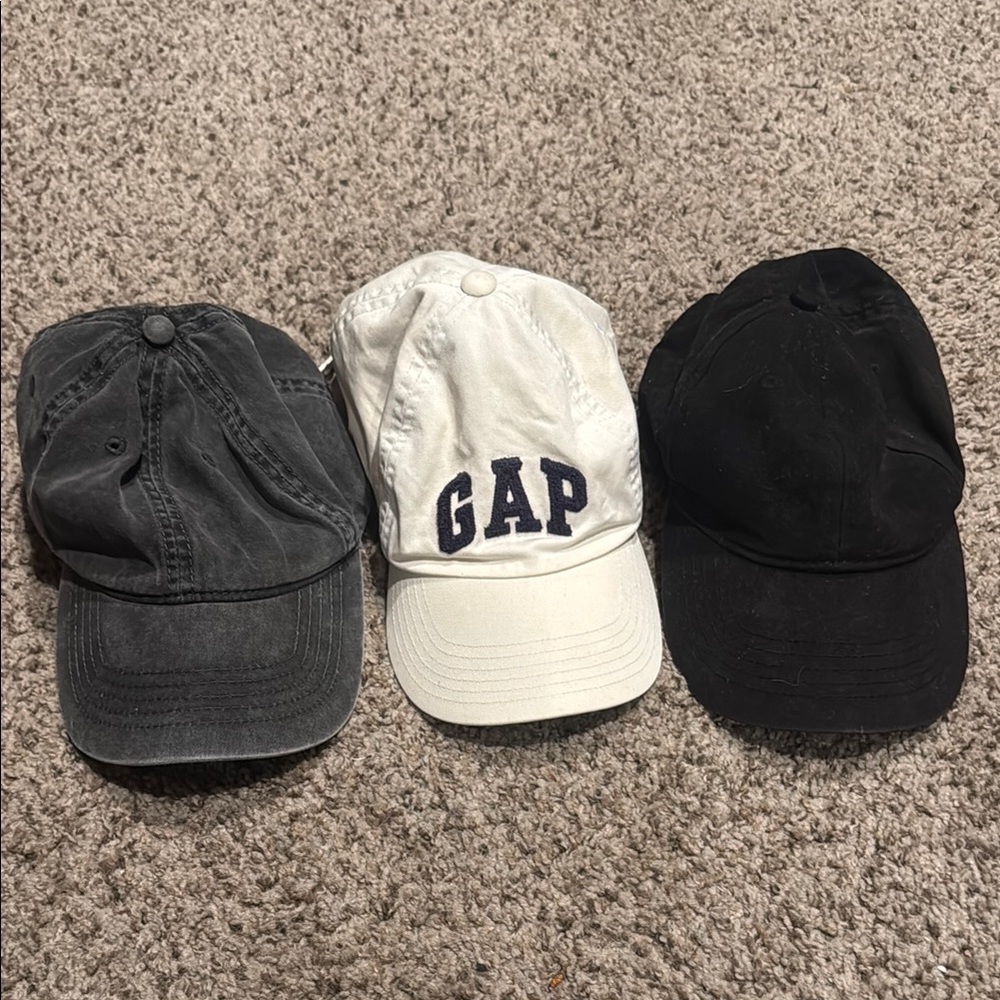 GAP Kids Gray, White, and Black Hat Trio